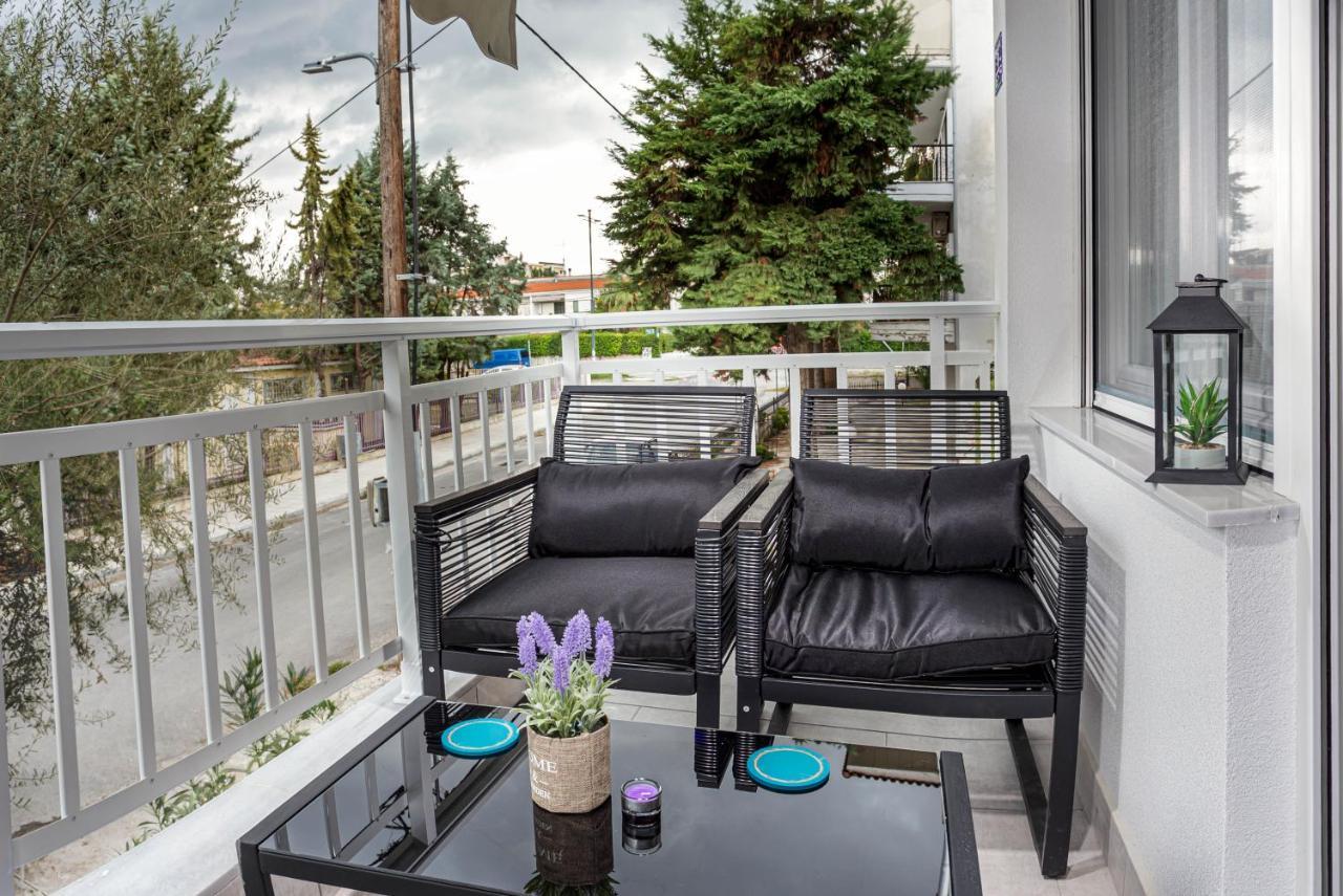 Kate's Modern 2 Bedroom In Perea Περαία